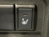 【シートヒーター】寒い日に重宝するシートヒーター!エアコンより早く温まってくれるので寒がりの人も安心ですね♪エアコンの温風は乾燥するから苦手、という方にもをおすすめです。