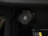 アクセサリーソケットは車内で電装品をご使用いただく際に便利な電源装備です。日常のちょっとした機器接続にも役立ちます。