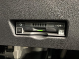 いまや快適なカーライフに欠かせないETCが付いています。