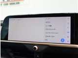 『1台』のお車に対して、3名体制で日々議論を重ね仕入れを行っております。