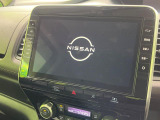 【純正10型ナビ】人気の純正ナビを装備しております。ナビの使いやすさはもちろん、オーディオ機能も充実!キャンプや旅行はもちろん、通勤や買い物など普段のドライブも楽しくなるはず♪