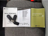取扱説明書・ナビ説明書・メンテナンスノート・スマートキー2個一式揃っております!