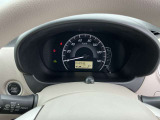 メーター内で様々な車の設定やデータの確認もできちゃいます!
