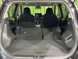 普段のお買い物や通勤、送迎等に十分な荷室スペースを確保しております。セカンドシートを倒すと、大きな荷物の積載も可能です♪