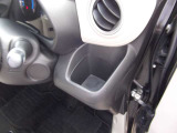 運転席のカップホルダー
