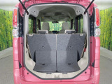普段のお買い物や通勤、送迎等に十分な荷室スペースを確保しております。セカンドシートを倒すと、大きな荷物の積載も可能です♪