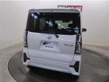 納車前にしっかり点検してお渡ししております。全店舗サービス工場も併設しております。納車後も安心してお任せ下さい。