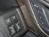 運転席のパワーシートは3名様分までメモリー機能付きです。