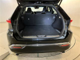 広々としたラゲージスペースを備えています。大きなものや長さのある荷物もしっかりと積み込めます。