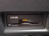 ETC2.0搭載! 運転しながらでも規制や事故、落下物などの情報を受信することができます。また、渋滞の情報もタイムリーに表示してくれるので渋滞回避に利用することができます