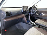 すっきりとしたデザインの内装は、さすがトヨタ車の上品さを感じます。