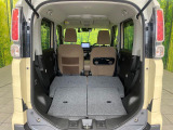積み下ろしのしやすいデッキにはたっぷりと荷物を積み込んでいただけます。遊びから仕事まで、様々なシーンで頼れます♪