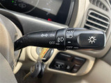 【 オートライト 】オートライトなのでライトの点け忘れを気にすることなく運転が出来ます。