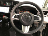 ハンドルは車を運転する上で、ずっと握っている重要なパーツです。手にフィットする物がいいですよね♪