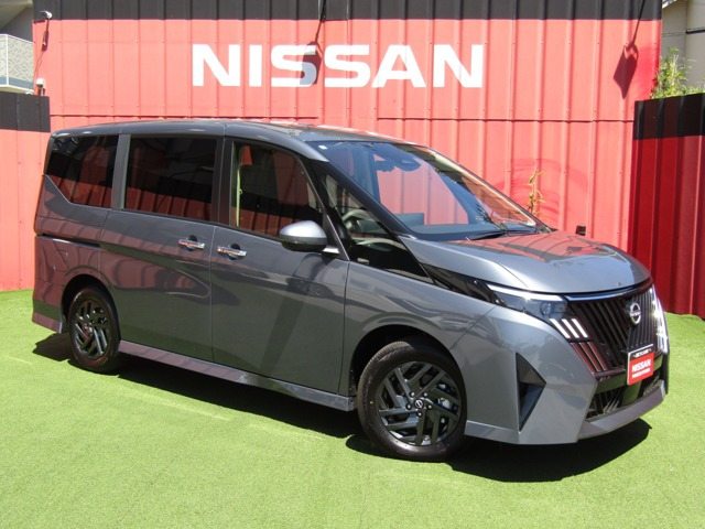 セレナ 1.4 e-POWER ハイウェイスターV 