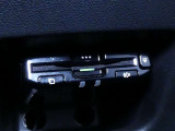 ETC車載機です。高速・有料道路の料金をキャッシュレスでスムーズに通過できます。