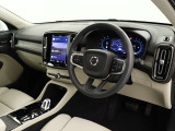 XC40 ウルトラ B4 AWD 4WD 