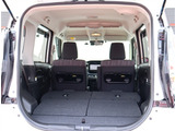 【車屋】として、長く車業界に従事した経験豊富なスタッフが多数在籍しております。