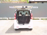 荷物も出し入れしやすい大きな開口部。