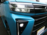 LEDヘッドライトです。デザイン性がよくとても明るいので、夜間の走行や悪天候でも安心です。しかも長寿命!
