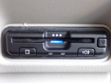 ■【ETC車載器】が装備されています。セットアップをしてお渡しとなり、ETCカードを差し込むだけで高速道路の利用が可能です。