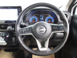 運転が楽しくなる明るく開放的な運転席まわりです。プロパイロットで高速など運転支援で疲れを軽減してくれます!