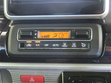オートエアコン機能で、車内を自動的に、設定した温度に保ってくれます。