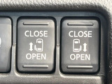 【両側パワースライドドア】スマートキーや運転席のスイッチで後席両側スライドドアの開閉が可能♪電動だから力を入れてドアを開ける必要が無く、小さなお子様でも簡単に開け閉めでき快適です♪