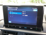 ナビ機能だけでなく、フルセグ、Bluetoothなどのオーディオ機能がついています!