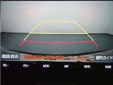 狭い駐車場や立体駐車場などもリアルに映るバックガイドモニター付でラクラク駐車♪