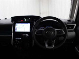 運転席廻りです。
