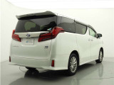 こちらの車両は、ご購入後も継続して安心メンテナンスを提供させていただく為、岐阜県内のお客様への販売・登録に限らせていただきます。