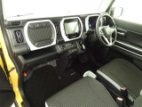高品質カークリーニング ピカピCar 外装・内装、岐阜トヨペットの専門スタッフがシートもカーペットも綺麗に洗浄済み!プロの仕上げを是非ご確認下さいませ。