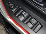 電動格納式ドアミラー・パワーウインドウを装備しています。