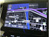 純正ナビを装備。タッチパネル式で使いやすく、お出かけもラクラクです。