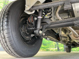 お車を安心してお乗りいただく為には、足回りの定期点検が欠かせません。サービスサポート(有償保証)では無料点検もご提供しており、安心のカーライフをお過ごしいただけるサポート体制が整っています。