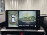 【バックモニター】駐車時に後方がリアルタイム映像で確認できます。大型商業施設や立体駐車場での駐車時や、夜間のバック時に大活躍?