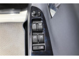 スイッチ類もきれいに。車内もボディも隅々までクリーニング。