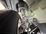 お車を安心してお乗りいただく為には、足回りの定期点検が欠かせません。サービスサポート(有償保証)では無料点検もご提供しており、安心のカーライフをお過ごしいただけるサポート体制が整っています。