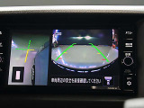 アラウンドビューモニターの映像が大画面ナビにも表示出来ますのでバックも縦列駐車にも便利です。