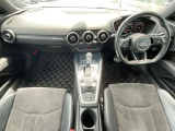 TTクーペ 2.0 TFSI Sラインパッケージ 