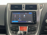 純正SDナビ(NSCP-W64)を装着しています。Bluetooth(ブルートゥース)接続/CD・DVD再生/ワンセグ視聴等が使用できます。