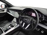 お納車後1年間という長期保証を無料で受けることができるのも認定中古車の魅力です。