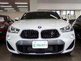 BMW在庫保有台数常時100台以上!ご来店の際はBMW本店(厚木市下荻野140-1)にご来店ください!弊社自慢の全天候型ショールーム!BMW在庫保有台数常時100台以上ございます!