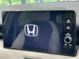 【メーカー純正ナビ】インテリアに溶け込むスタイリッシュな「専用設計」メーカーナビを装備♪視認性や操作性など基本性能にも優れ、より上質なカーライフをお楽しみいただけます。