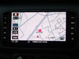 【ナビ】メモリーナビ(MM323D-L)付きです。目的地を設定すれば初めての場所でも簡単に行くことができます。もちろん音楽だって聴けちゃいます♪