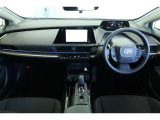 【まるまるクリーニング】内装工程では、中古車を気持ちよくお乗りいただけるよう清掃しております。シートの洗浄はもちろん、ニオイの元となるフロアカーペットまで洗浄・消臭を実施。