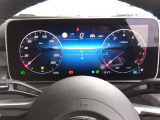 12.3インチデジタルメーターを装備。運転情報を見やすく先進的に表示します。
