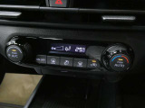 車内を年中快適に保ってくれるオートエアコン。