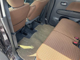 店舗にて現車の確認もいただけますので、お電話で在庫のご確認の上是非ご来店くださいませ。